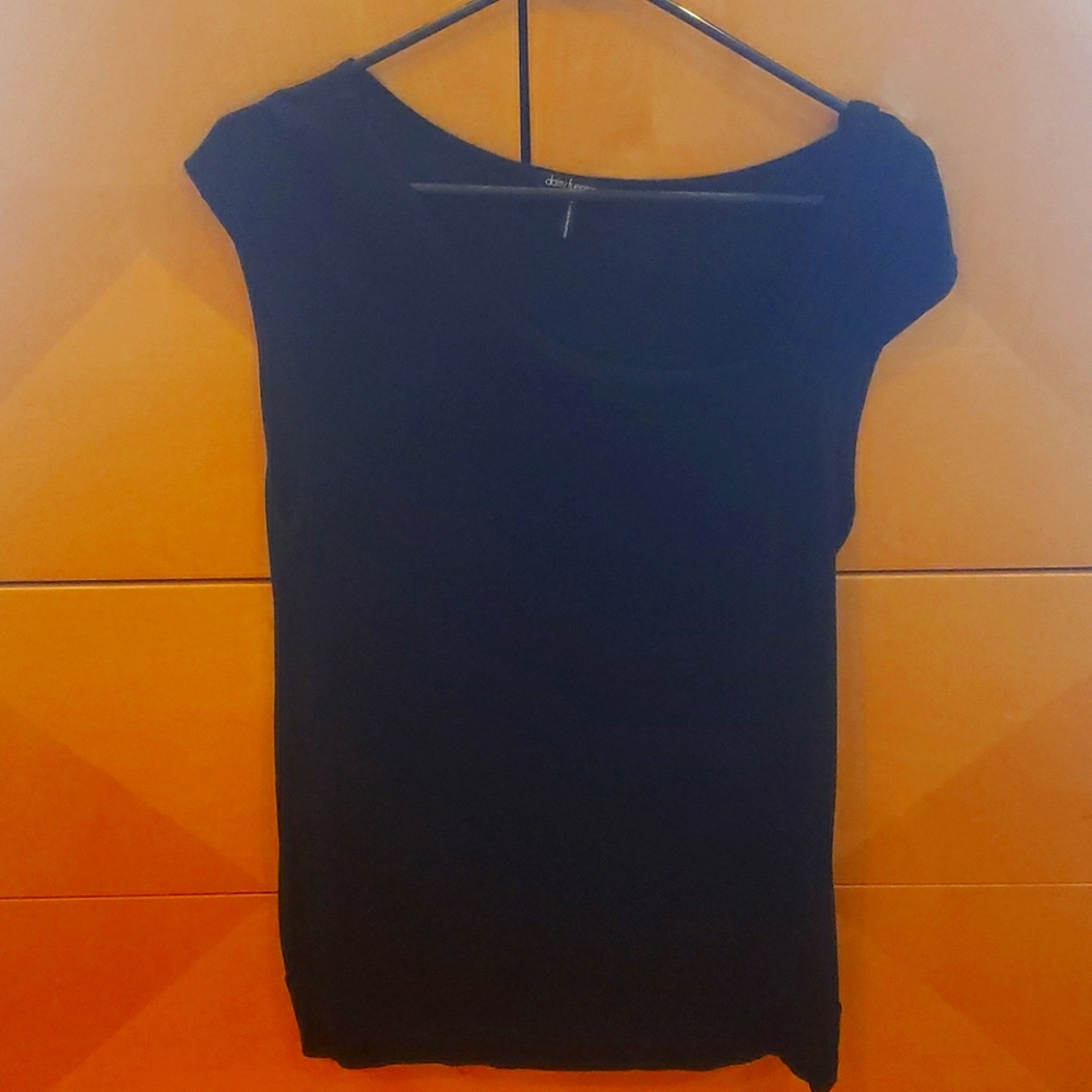 Sleeveless Blouse